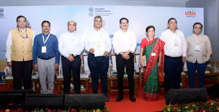 परियोजनाओं के माध्यम से आय के स्रोत शुरू कर ‘आत्मनिर्भर पंचायत’ बनने की दिशा में कार्य करना होगा: विवेक भारद्वाज