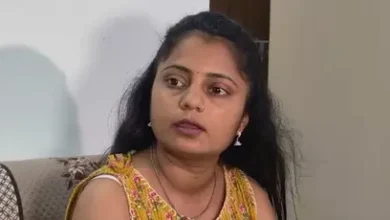 अहमदाबाद विमान हादसे में पति को खोने वाली महिला ने बताया, 'अभी तक कोई जानकारी नहीं दी गई'