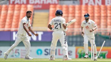 India march ahead despite Saleem's strikes, Pant misses out on century