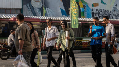U.S. Indicates a Deal to Suspend Attacks in Strait but Iran Hasn’t Confirmed