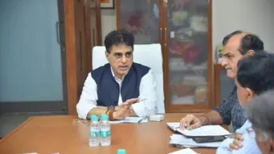 गुजरात सरकार ने भारी बारिश और 'रेड अलर्ट' के बीच स्वास्थ्य तैयारियों की समीक्षा की