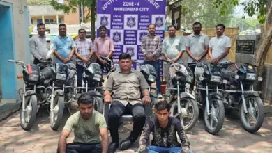गुजरात: अंतरराज्यीय मोटरसाइकिल चोरी गिरोह का भंडाफोड़, तीन गिरफ्तार